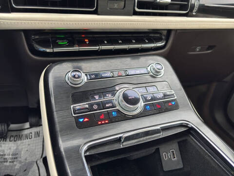 2021 Lincoln Nautilus Black Label