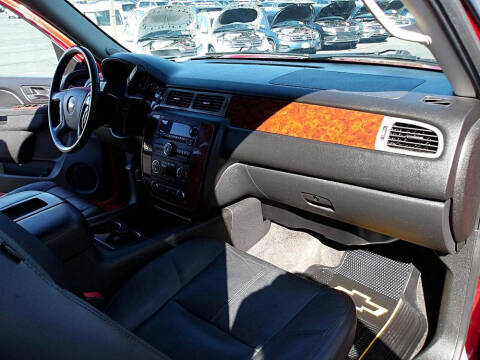 2013 Chevrolet Suburban LT