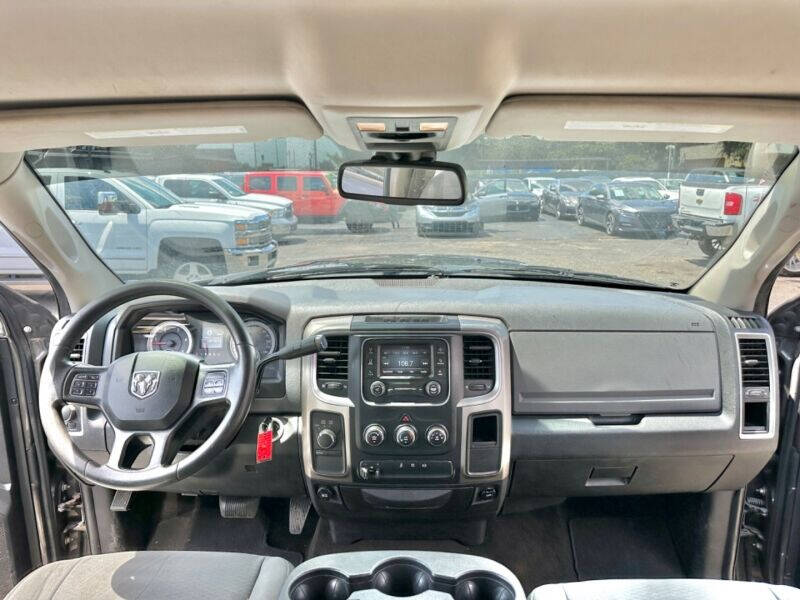 2015 RAM 2500 Pickup - $30,995