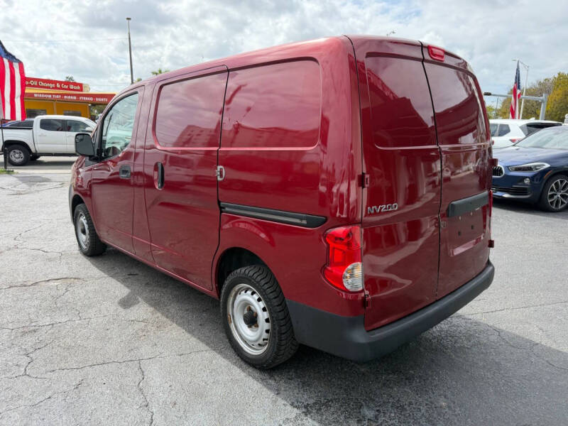 2017 Nissan NV200 S