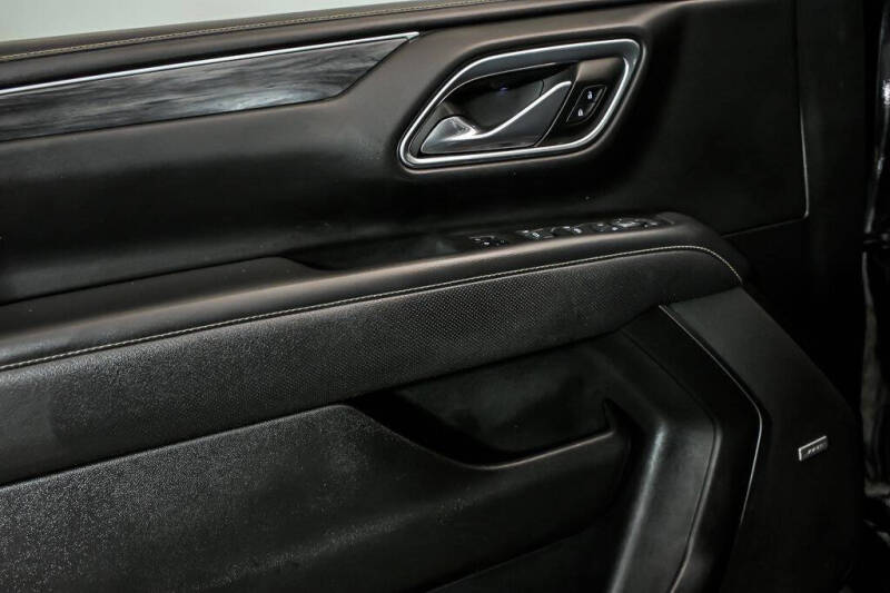 2022 GMC Yukon XL SLT