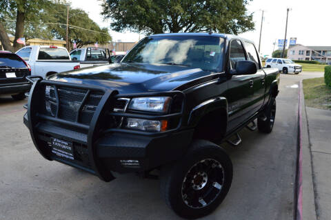 2007 Chevrolet Silverado 2500HD Classic for sale at E-Auto Groups in Dallas TX