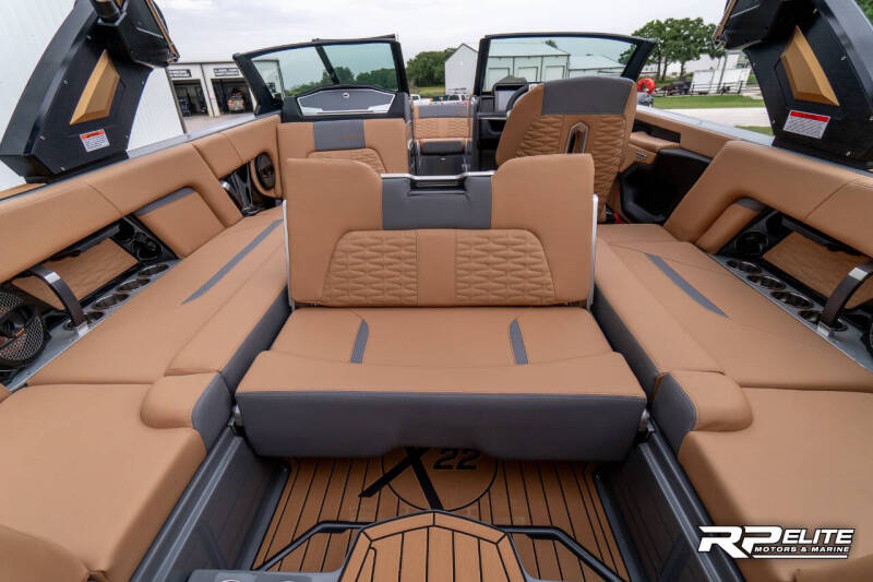 2025 MasterCraft X22