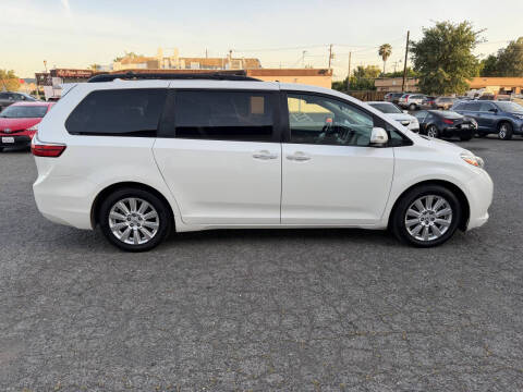 2017 Toyota Sienna Limited 7-Passenger