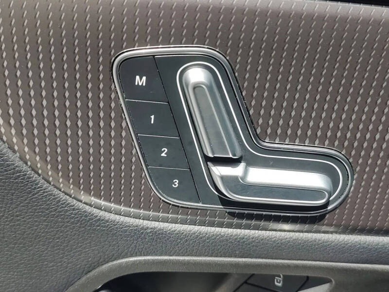 2021 Mercedes-Benz GLB GLB 250 4MATIC