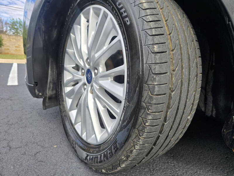 2017 Ford Focus Titanium