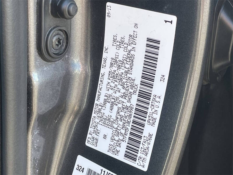 2014 Toyota Tundra SR