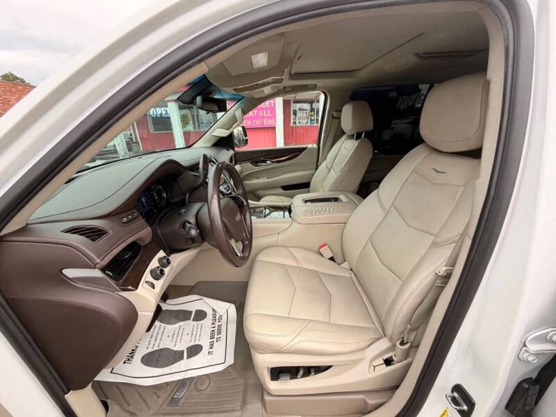 2017 Cadillac Escalade ESV Premium Luxury