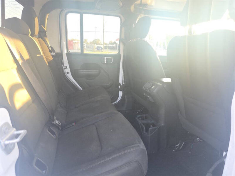 2021 Jeep Gladiator Sport