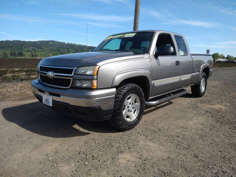 2007 Chevrolet Silverado 1500 Classic for sale at M AND S CAR SALES LLC in Independence OR