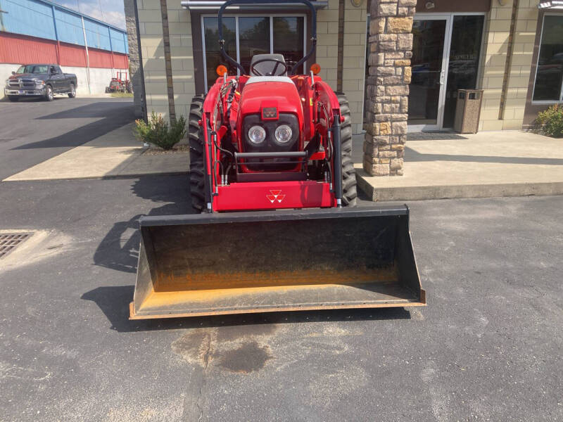 2014 Massey Ferguson 1533