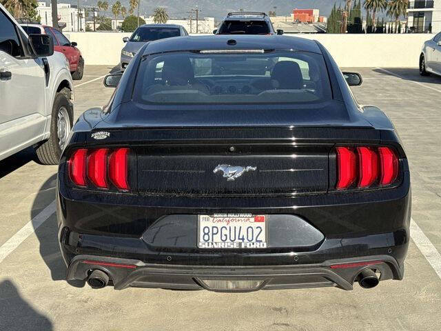 2020 Ford Mustang EcoBoost