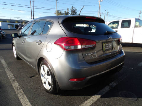 2016 Kia Forte5 LX