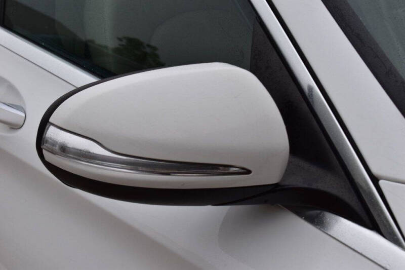 2015 Mercedes-Benz C-Class C 300