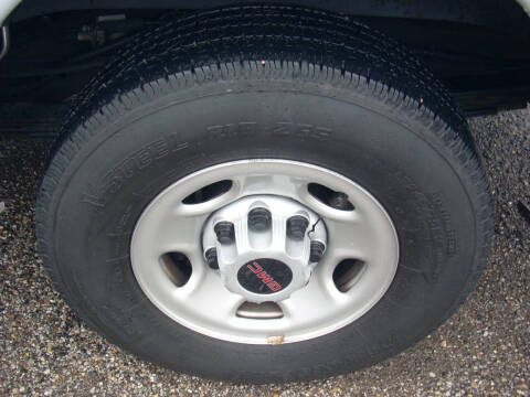 2023 GMC Savana LS 3500