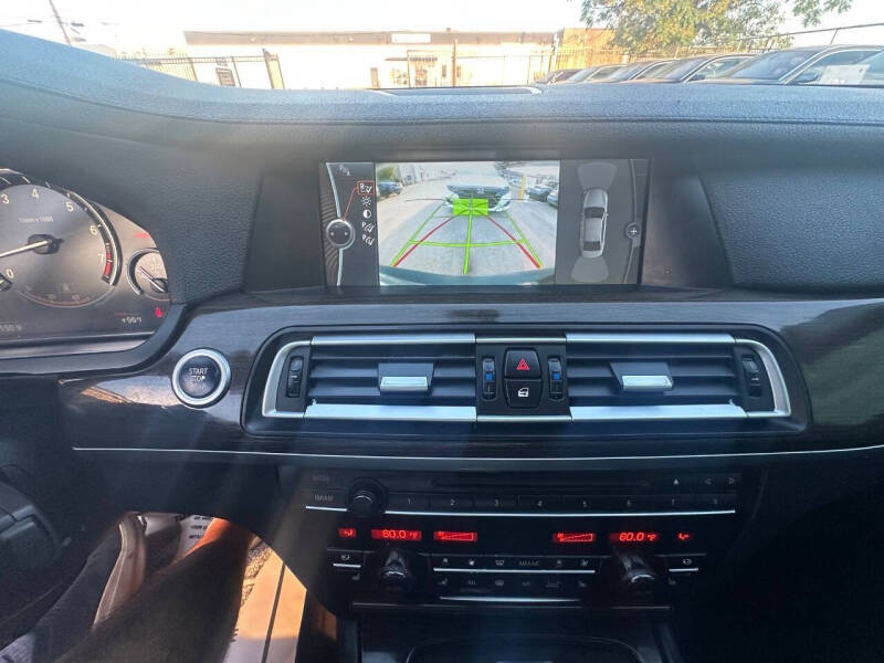 2010 BMW 7 Series 750Li