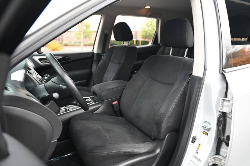 2013 Nissan Pathfinder SV