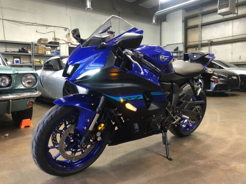 2024 Yamaha YZF-R77