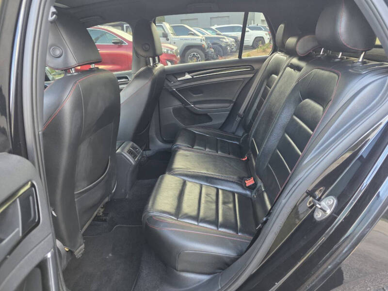 2016 Volkswagen Golf GTI Autobahn