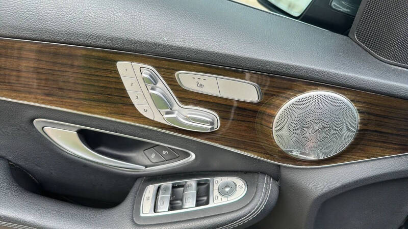 2017 Mercedes-Benz C-Class