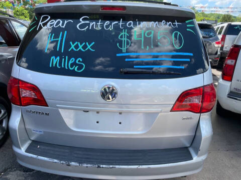 2009 Volkswagen Routan SEL Premium