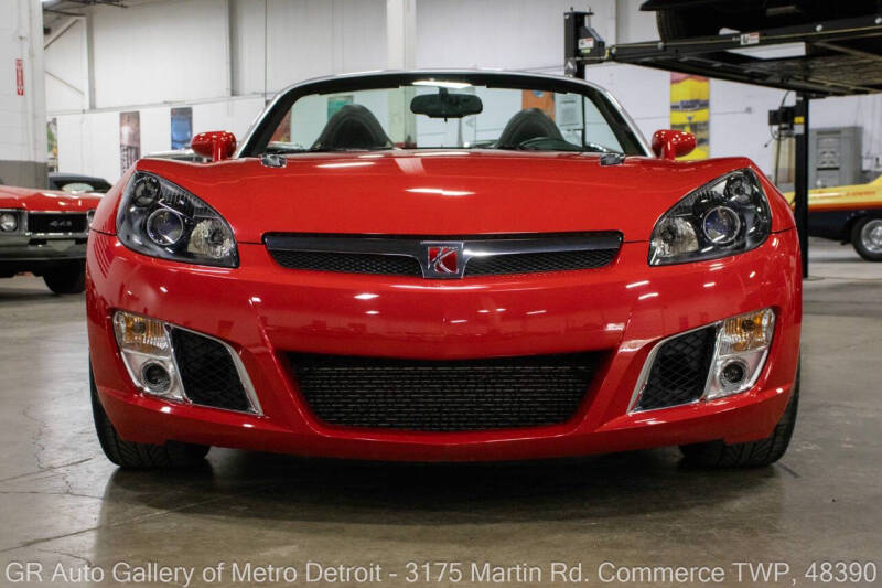 2009 Saturn SKY Red Line