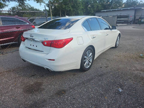 2015 Infiniti Q50 Premium
