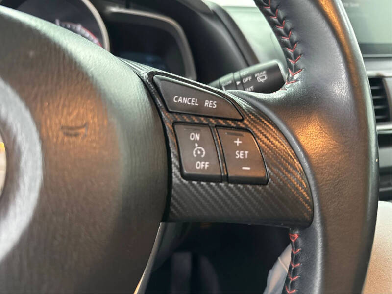 2015 Mazda MAZDA3 i Touring