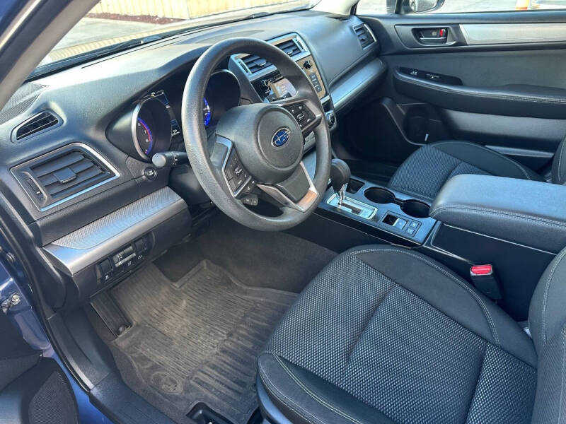 2019 Subaru Outback 2.5i