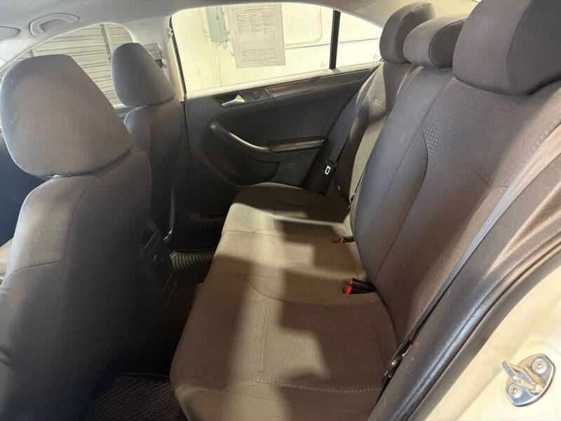 2015 Volkswagen Jetta