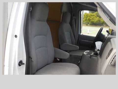 2009 Ford E-Series E-350 SD