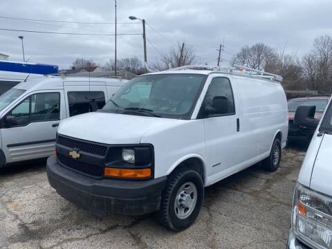 2005 Chevrolet Express Cargo for sale at Connect Truck and Van Center in Indianapolis IN