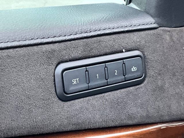 2020 Cadillac Escalade ESV Premium Luxury