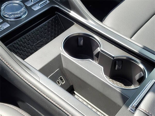 2025 Lincoln Nautilus Hybrid Premiere