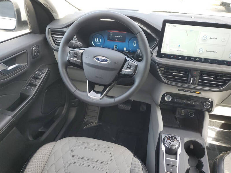 2024 Ford Escape Platinum