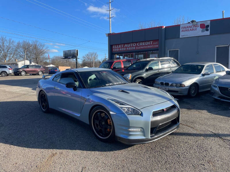 2013 Nissan GT-R Black Edition's photo