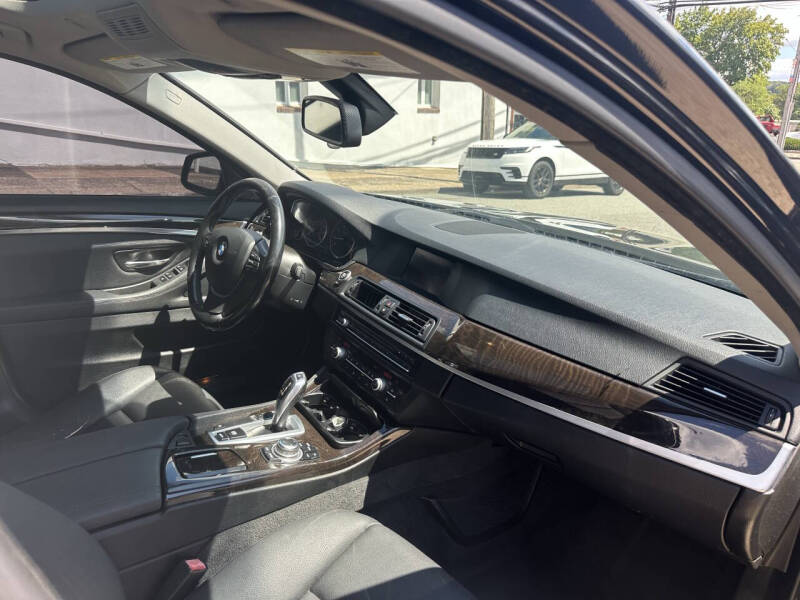 2013 BMW 5 Series 528i xDrive