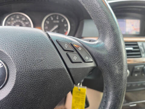 2008 BMW 5 Series 528xi