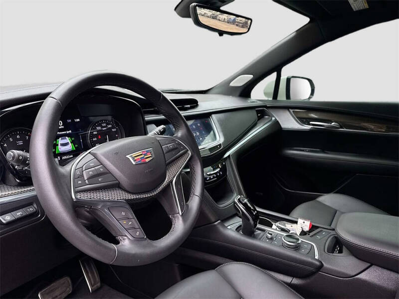 2022 Cadillac XT5 Sport