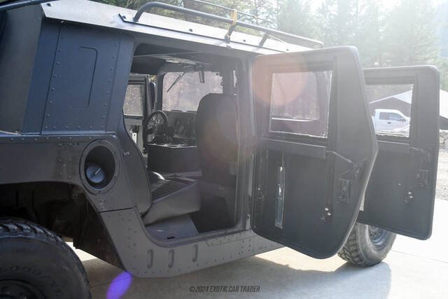 1991 AM General Hummer