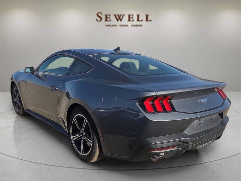 2025 Ford Mustang EcoBoost