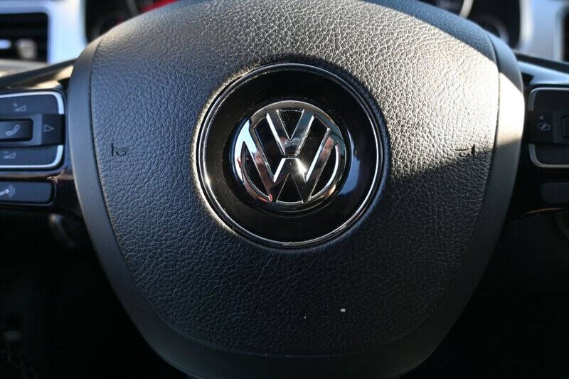 2016 Volkswagen Touareg VR6 Lux