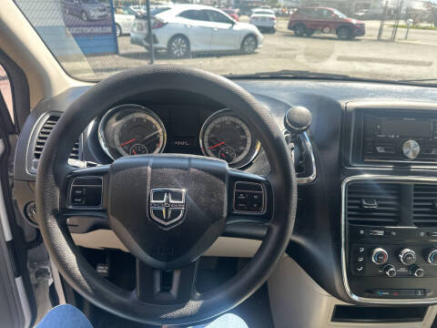 2012 Dodge Grand Caravan American Value Package