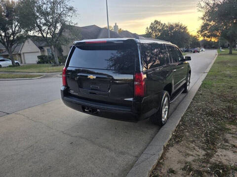 2015 Chevrolet Suburban LT