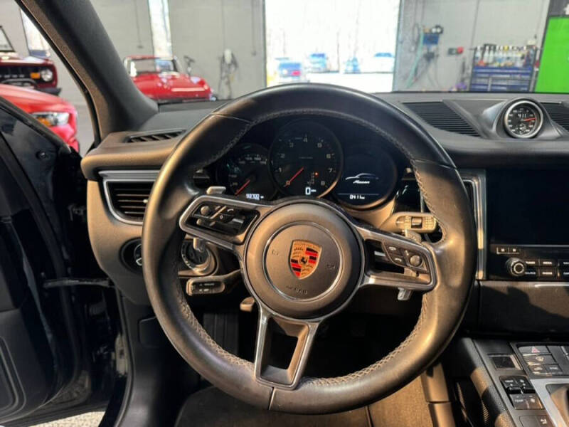 2018 Porsche Macan