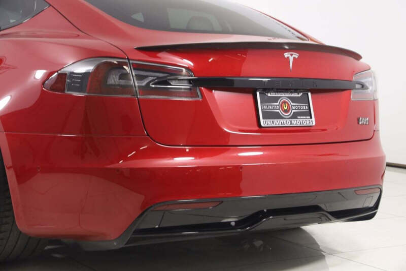 2022 Tesla Model S Plaid