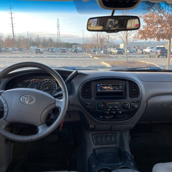 2007 Toyota Sequoia SR5