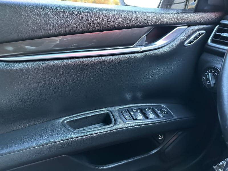 2014 Maserati Ghibli