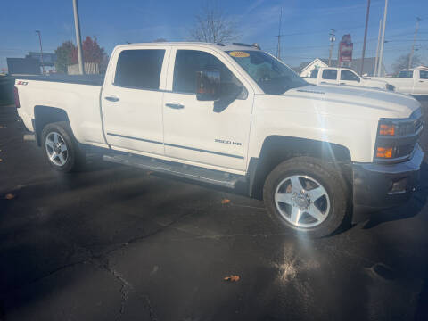 2015 Chevrolet Silverado 2500HD for sale at STRUTHERS AUTO MALL in Austintown OH