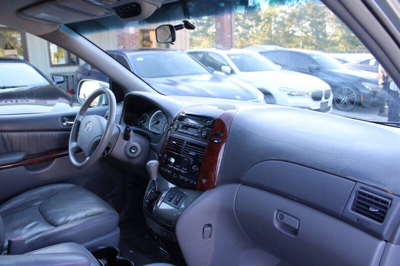 2005 Toyota Sienna